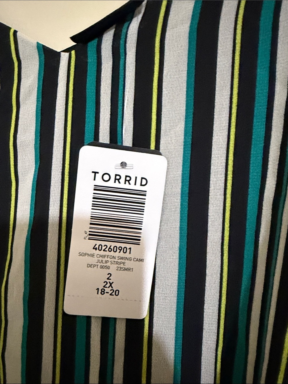 Torrid top - Picture 2 of 4